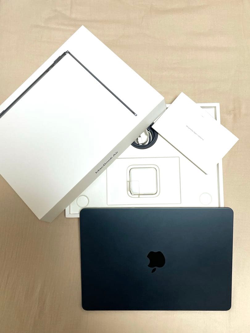 ［美品］［タイムセール(本日まで)］MacBookAir M2(2022)