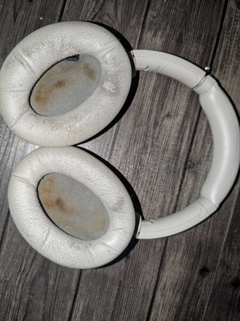 ソニー　WH-1000XM4　ワイヤレスノイズキャンセリングヘッドホン