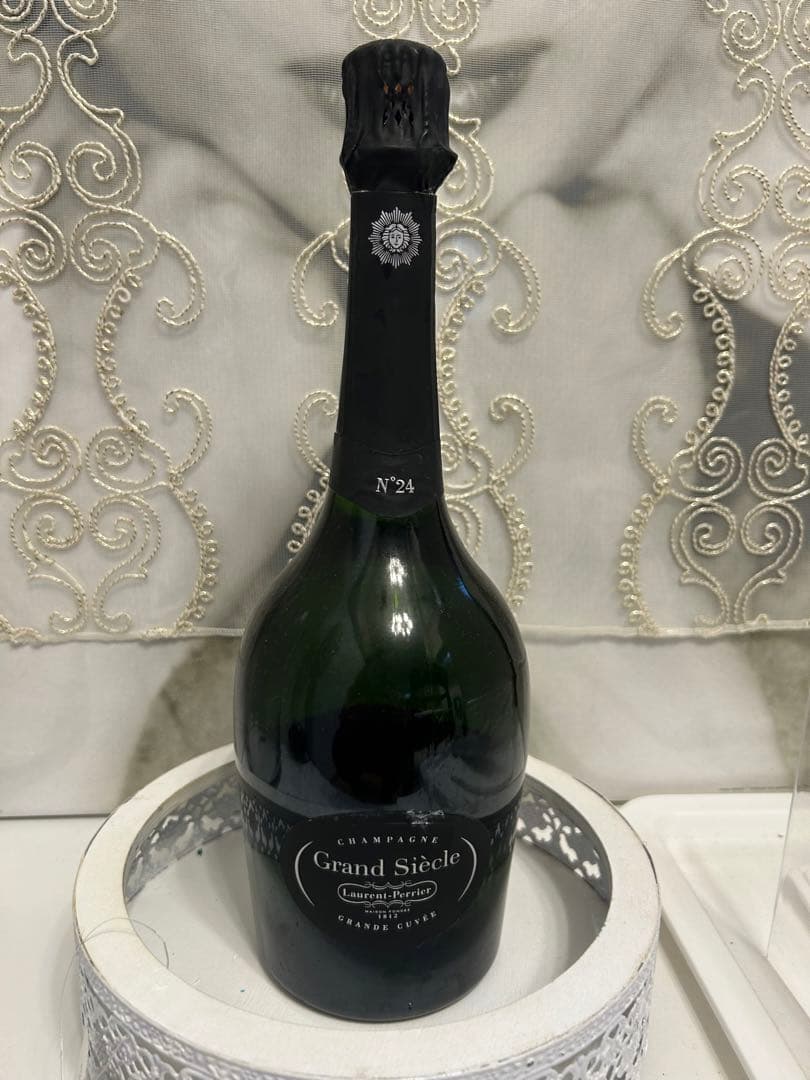 ローランペリエグランシエクル24