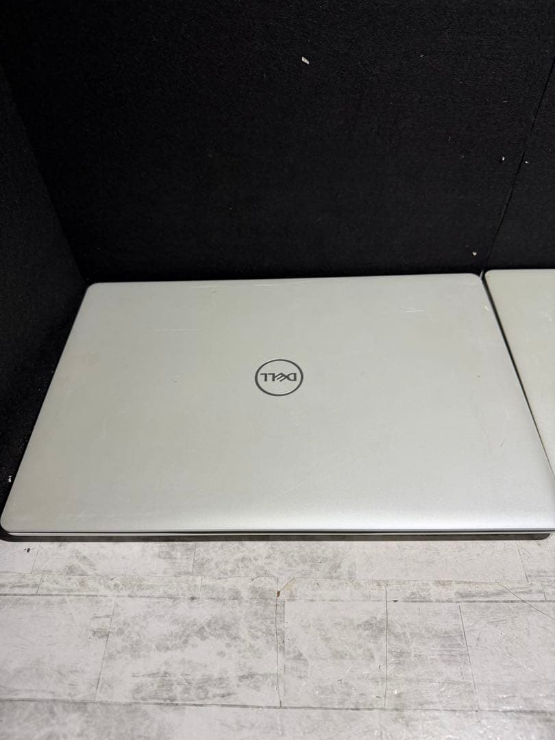 DELL ノートPC Inspiron 3581