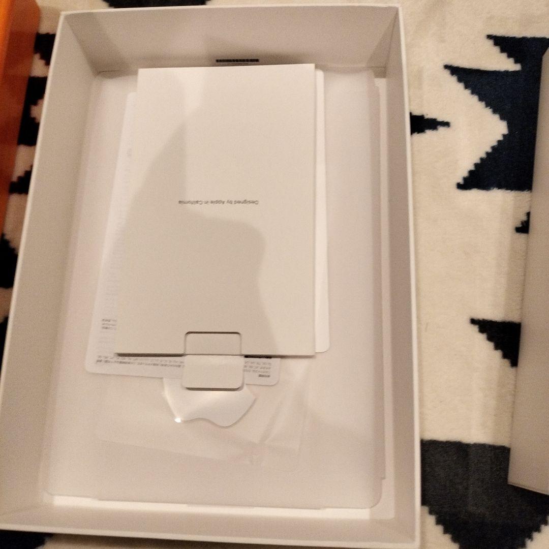 Apple iPad (第9世代) スペースグレー 本体