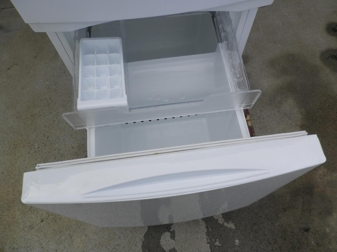 東芝２ドア冷凍冷蔵庫 ＧＲ－Ｔ１５ＢＳ ２０２２年　ホワイト美品