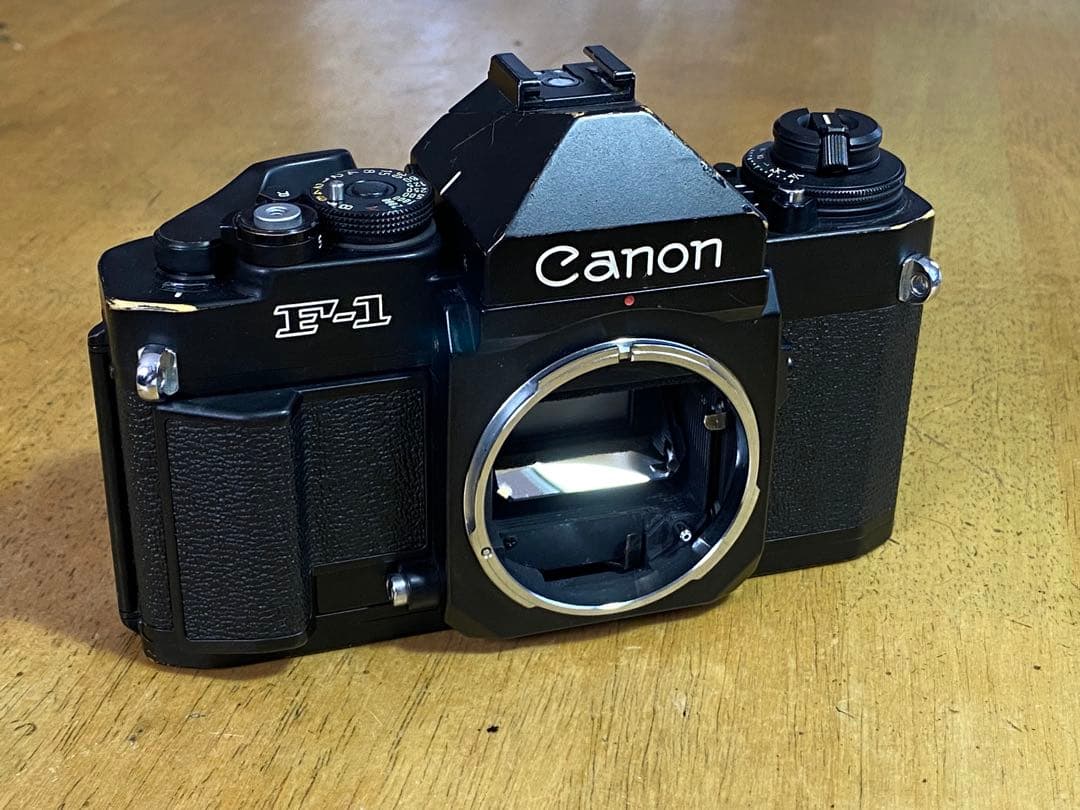 田*中様 【ジャンク品】CANON New F-1 ボディ