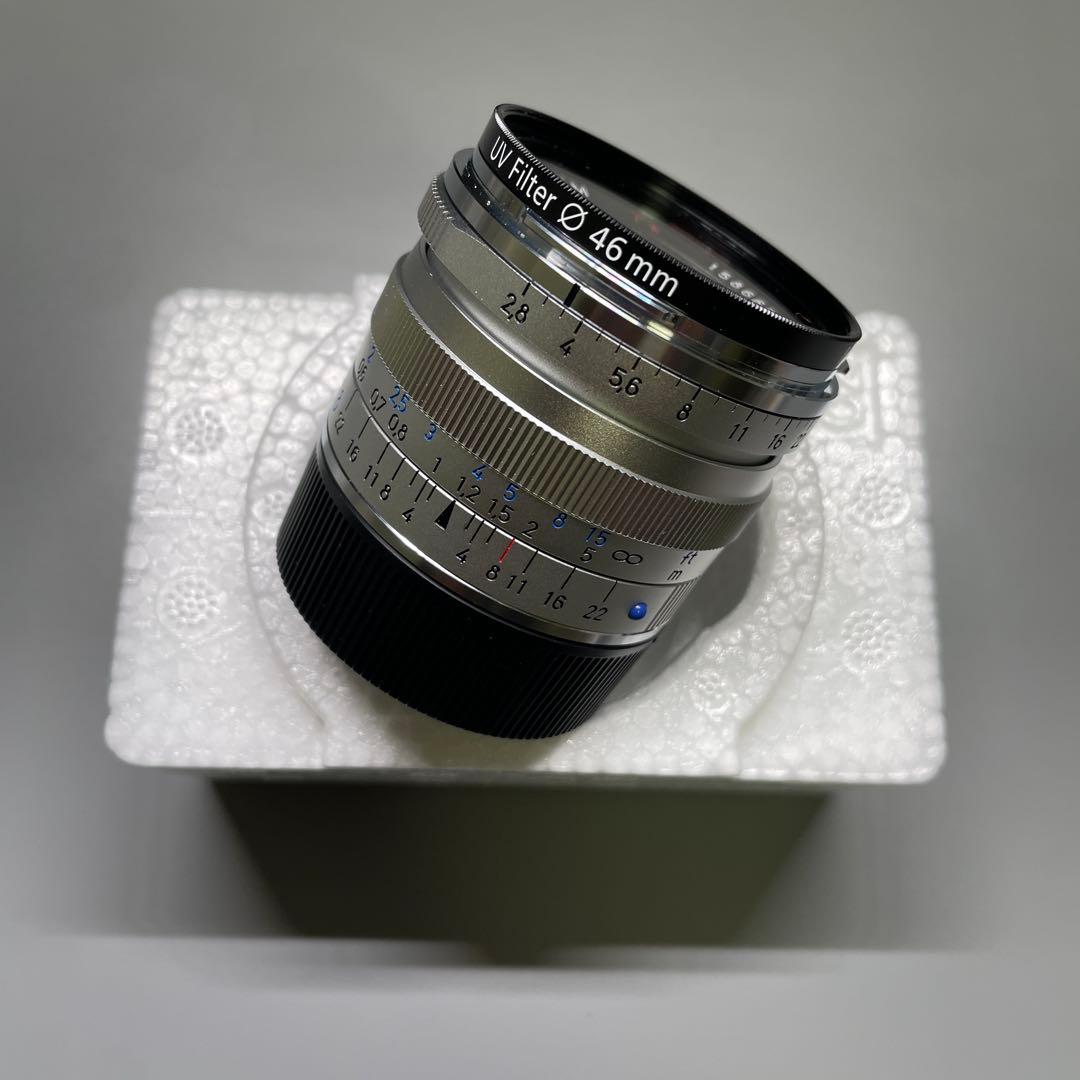 Carl Zeiss Biogon T* 2.8/28mm フード&フィルタ付き