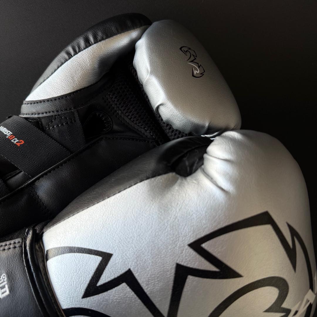 【専用】RIVAL ライバル RS11V スパーリンググローブ Mサイズ14oz