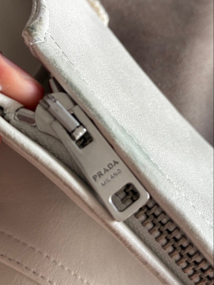 23SS PRADA レザーベスト50