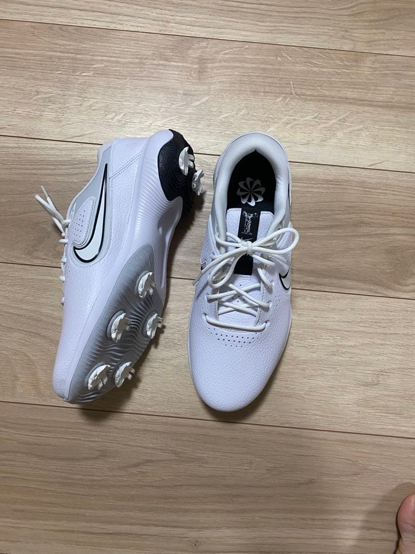 Nike ゴルフシューズ ビクトリープロ3 ホワイト スパイク付き