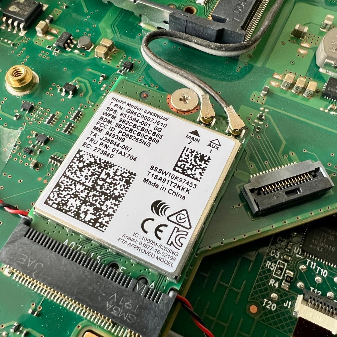 【Ubuntu搭載】富士通ノート i5-8350U/12GB/SSD256GB