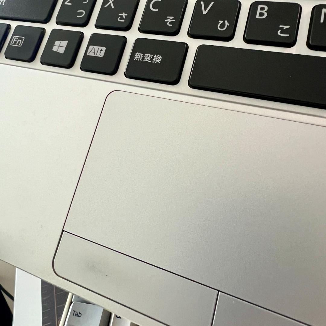 【Ubuntu搭載】富士通ノート i5-8350U/12GB/SSD256GB