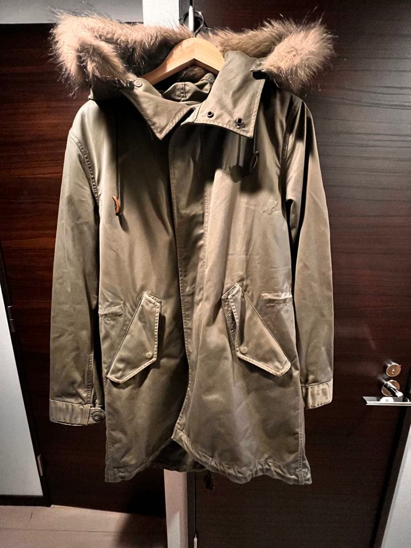 FRED PERRYモッズコート(ファー付き)