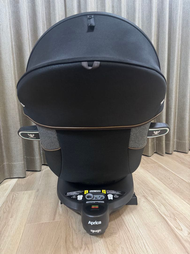 【美品】Aprica アップリカ クルリラプロテクト ISOFIX