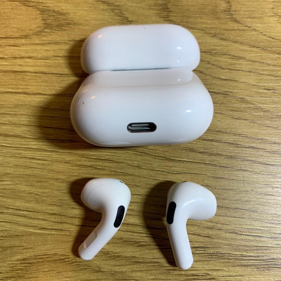 Apple AirPods 第4世代　A3058 ノイズキャンセリング付きなし