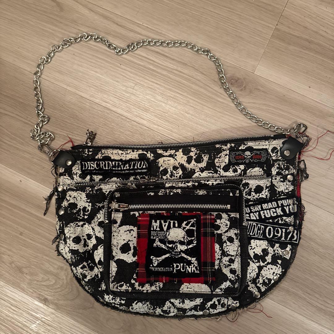 MADPUNKS★パンクスタイル スカルデザイン ショルダーバッグ