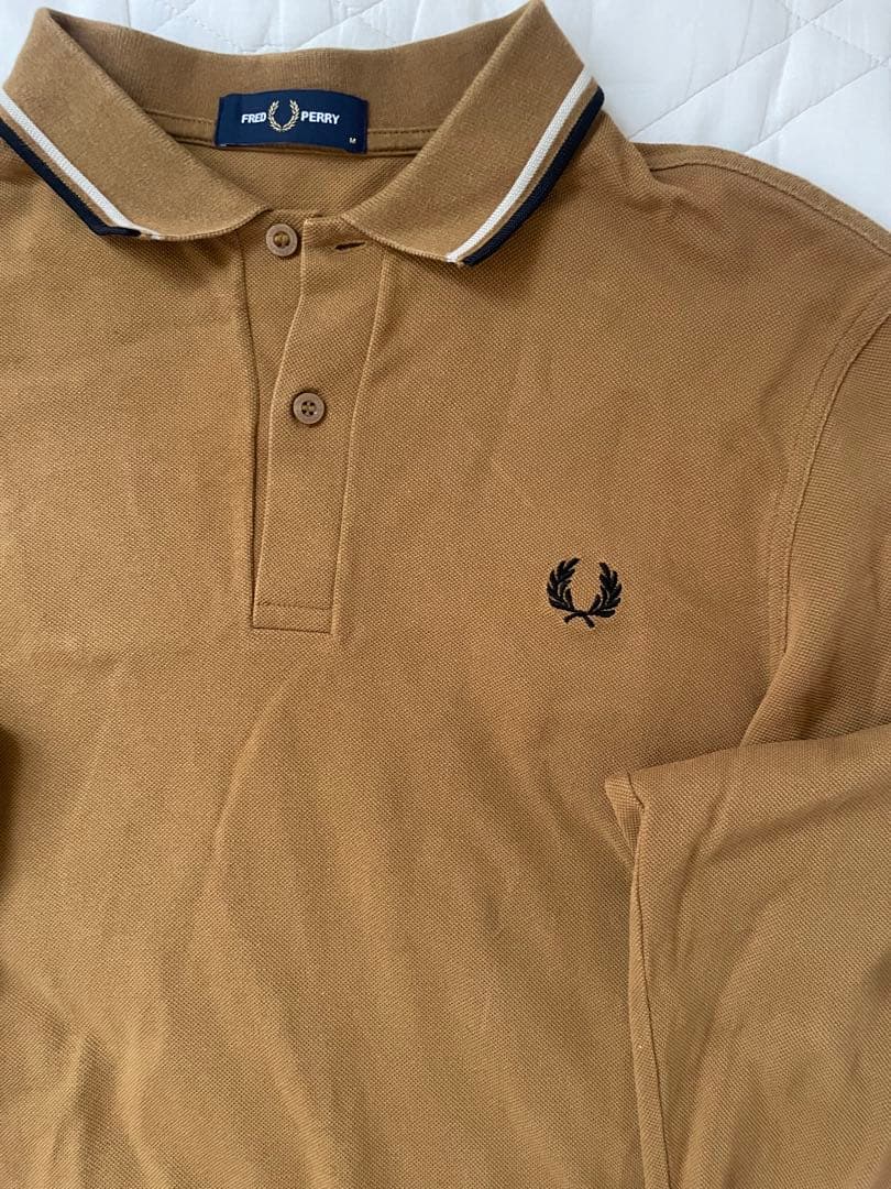 フレッドペリー　ポロシャツ　キャメル