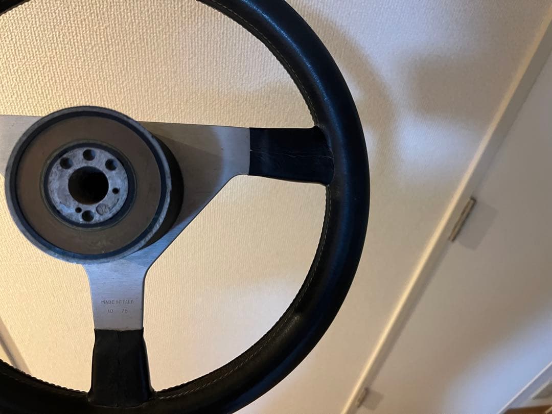 中古 アバルト 35cmパイ ステアリング ハンドル