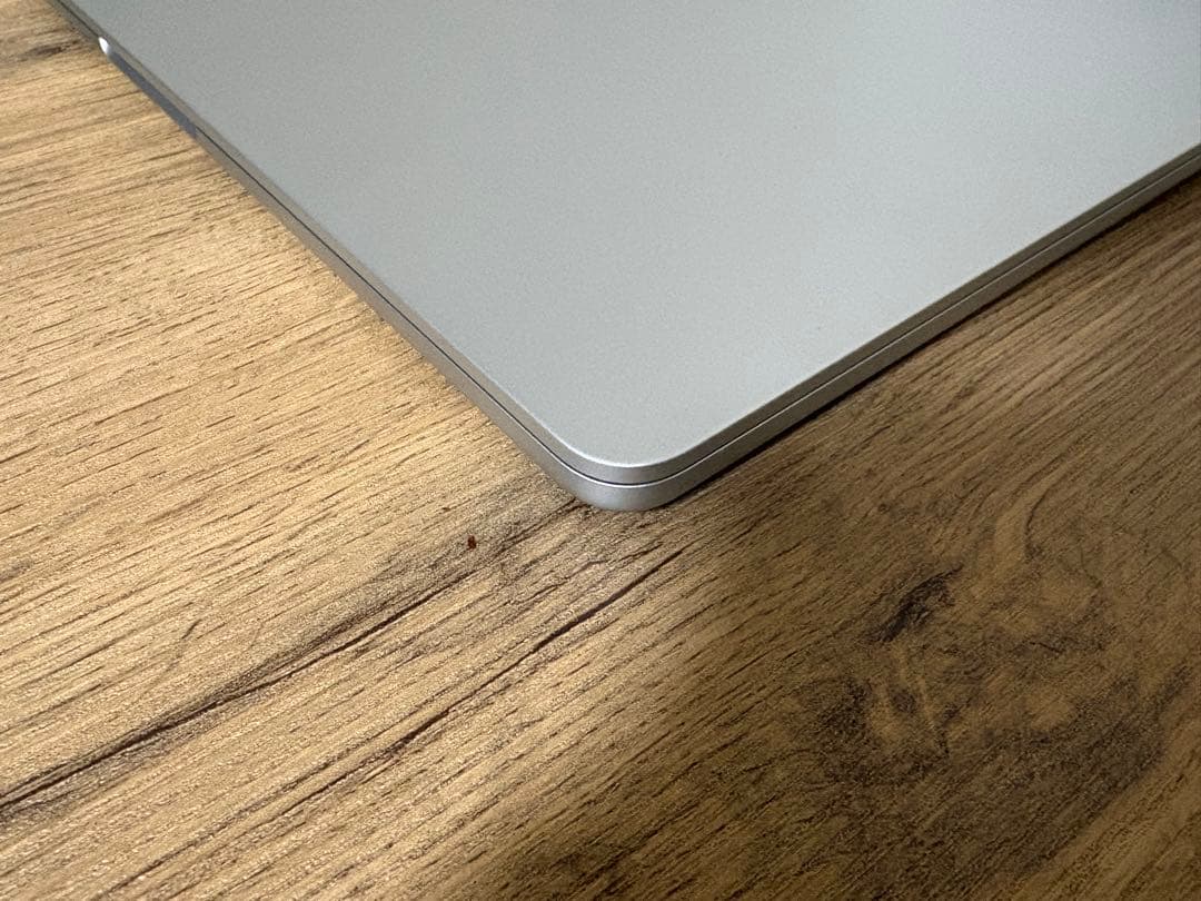 MacBook Air 本体 M4 16GB SSD 512GB