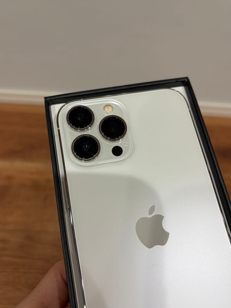 Apple iPhone 13 ProMax シルバー 本体　美品