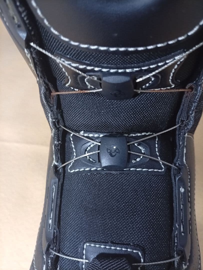 LASTARTS BOA付きブーツ 25.0～ 25.5cm　女性　男性