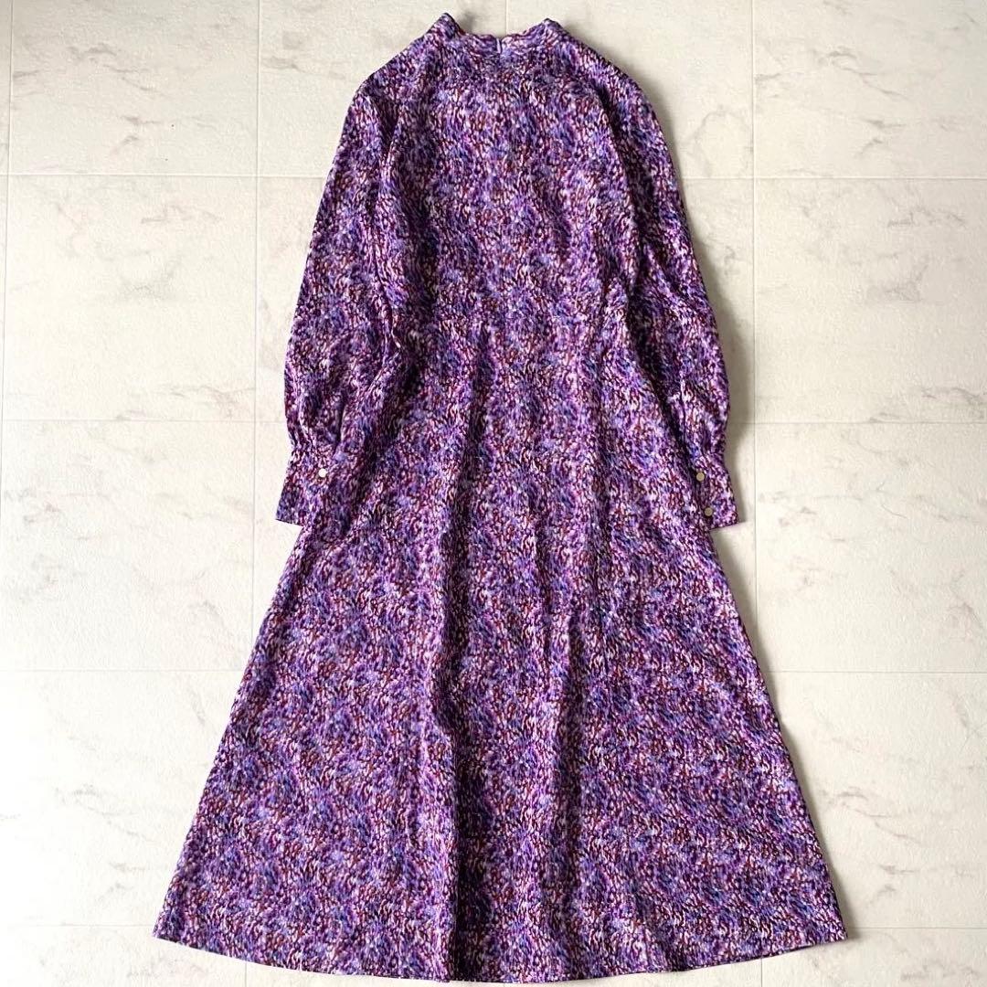 近年.極美品.定価2.8万☆アンタイトル 洗える ボウタイワンピース 総柄 0