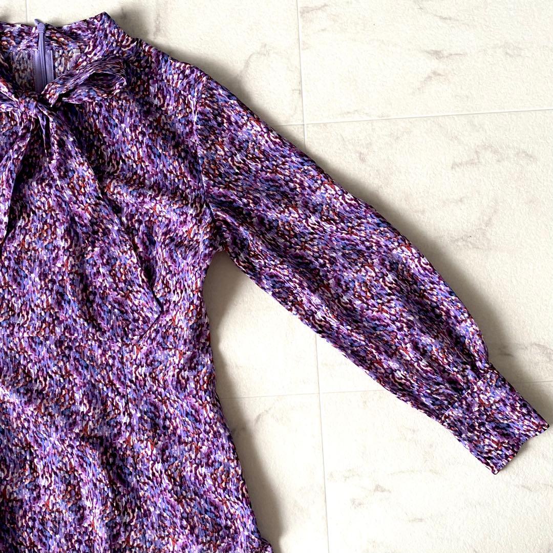 近年.極美品.定価2.8万☆アンタイトル 洗える ボウタイワンピース 総柄 0