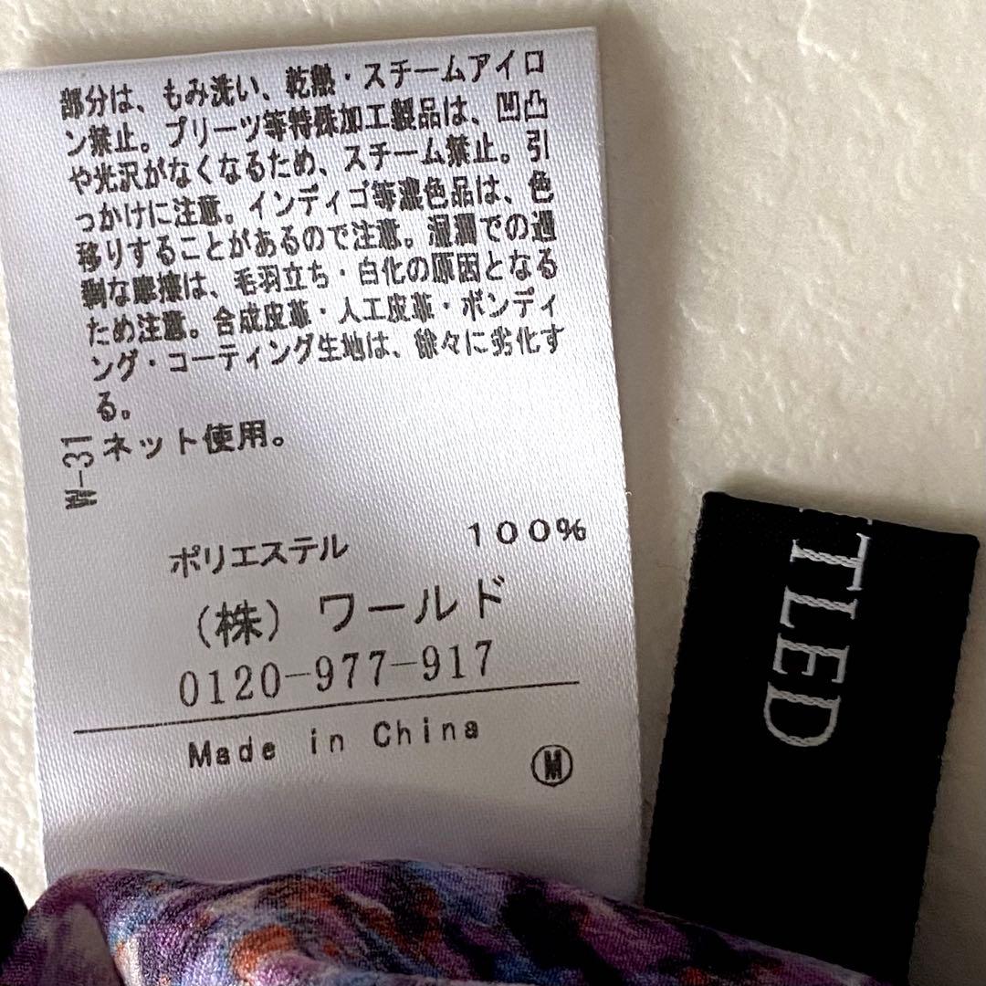 近年.極美品.定価2.8万☆アンタイトル 洗える ボウタイワンピース 総柄 0