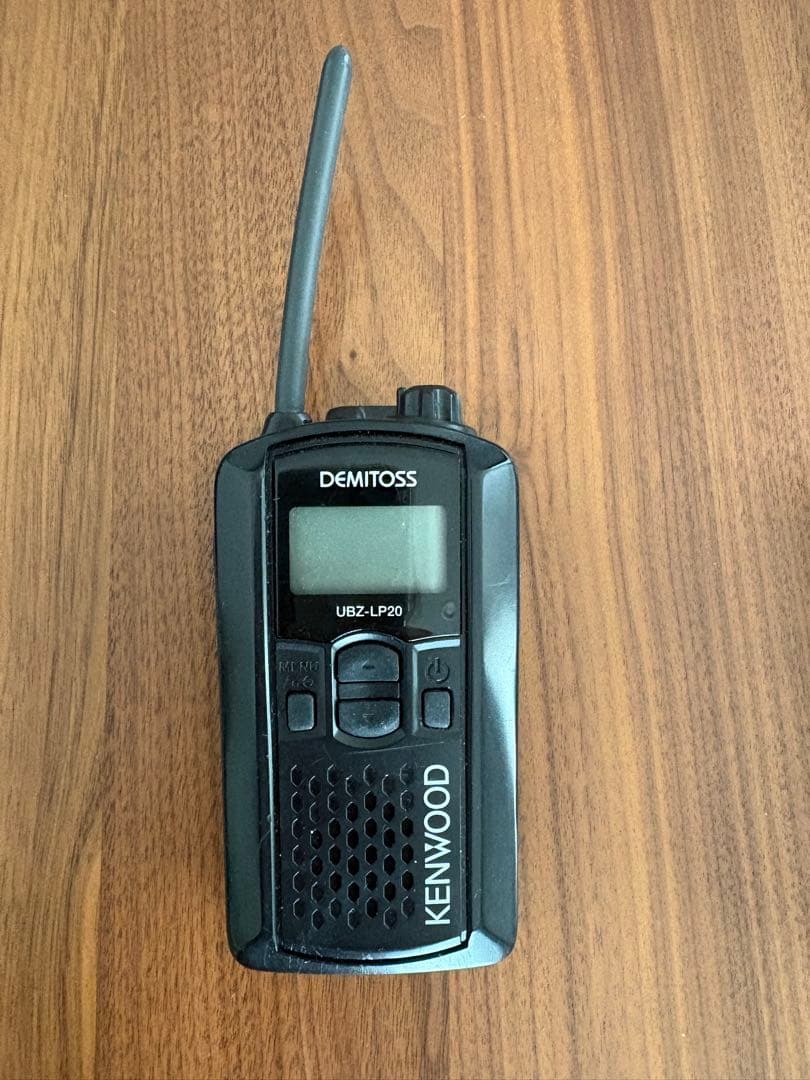 【トランシーバー】KENWOOD UBZ-LP20と充電器他セット　おまけ付き