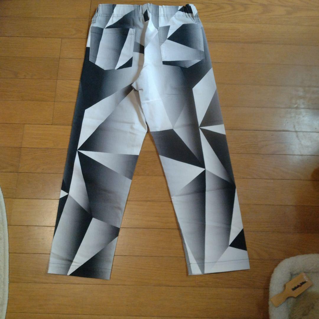 きょう様 meイッセイミヤケパンツ未着用極美品