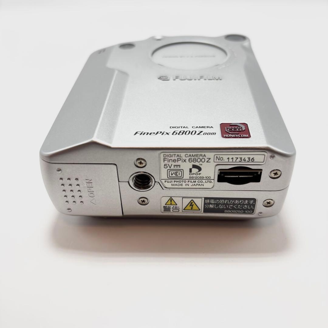 【動作品】【美品】FUJIFILM FinePix 6800Z デジタルカメラ
