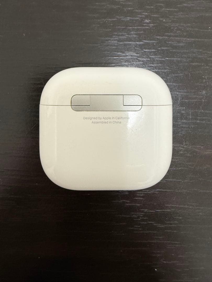 AirPods本体 ホワイト 充電ケース付き 左だけ右はありません