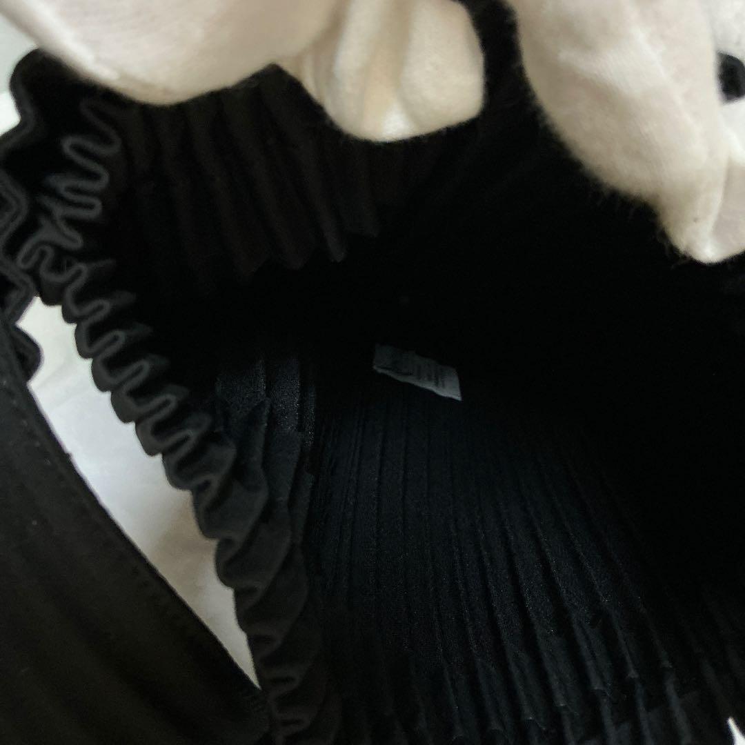 ISSEY MIYAKE ショルダーバッグ