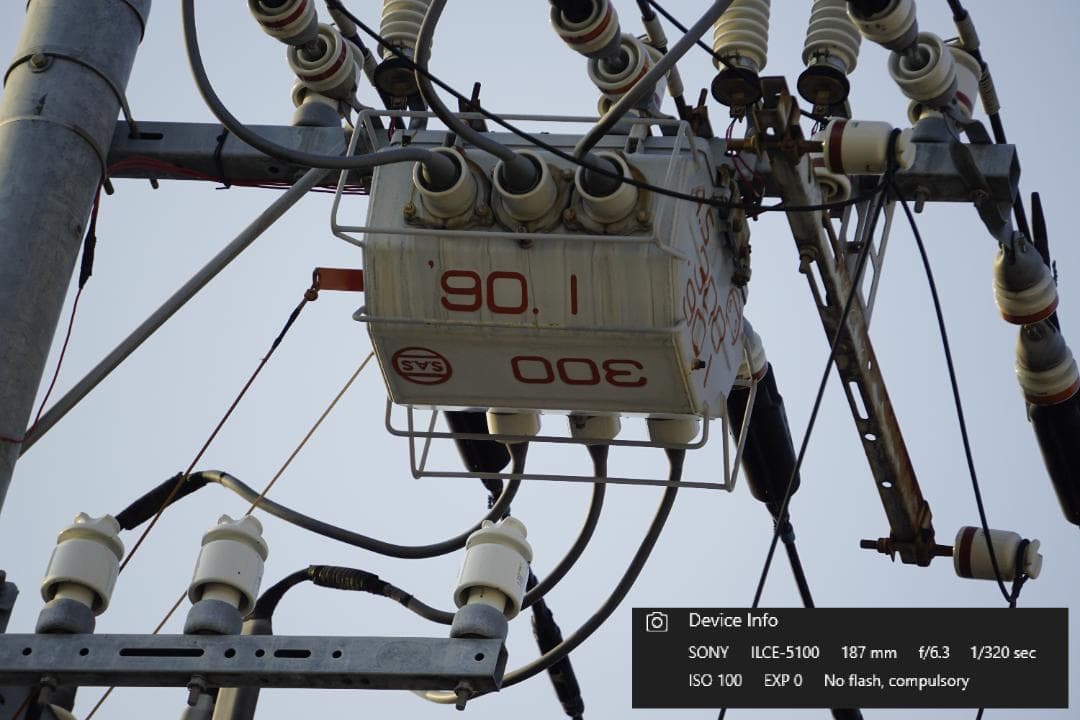 SONY E 55-210mm F4.5-6.3 OSS ズームレンズ