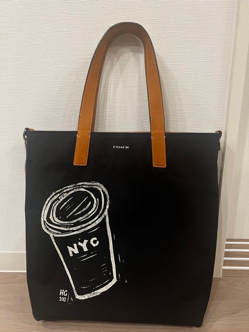 COACH × ヒューゴ・ギネス コラボトートバッグ レザー&キャンバス