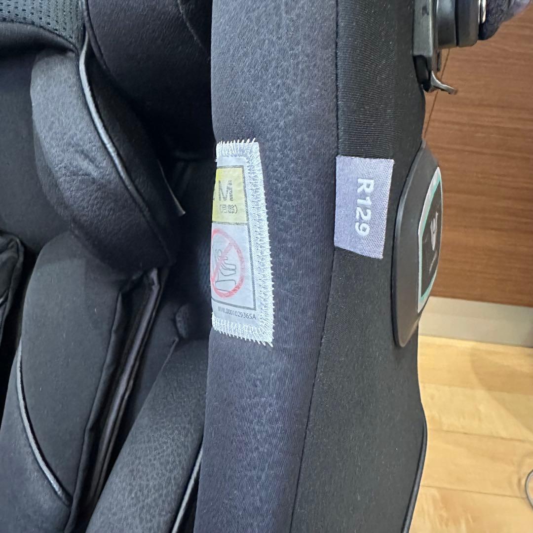 美品 Aprica アップリカ クルリラ ビッテ エックス 黒 ISOFIX