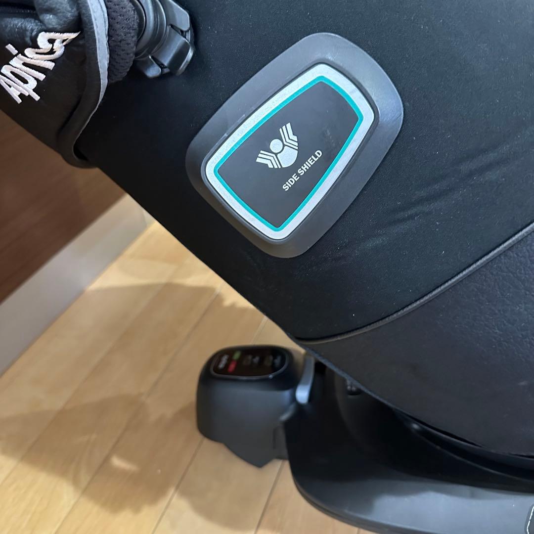 美品 Aprica アップリカ クルリラ ビッテ エックス 黒 ISOFIX