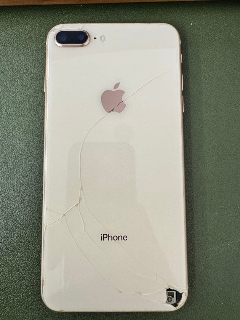 iPhone8Plus 256gb ピンクゴールド