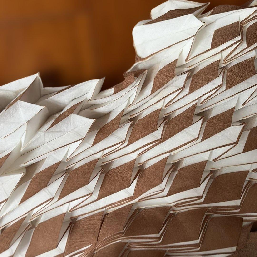 レア美品 ISSEY MIYAKE 立体プリーツ 折り紙プリーツ　2020春