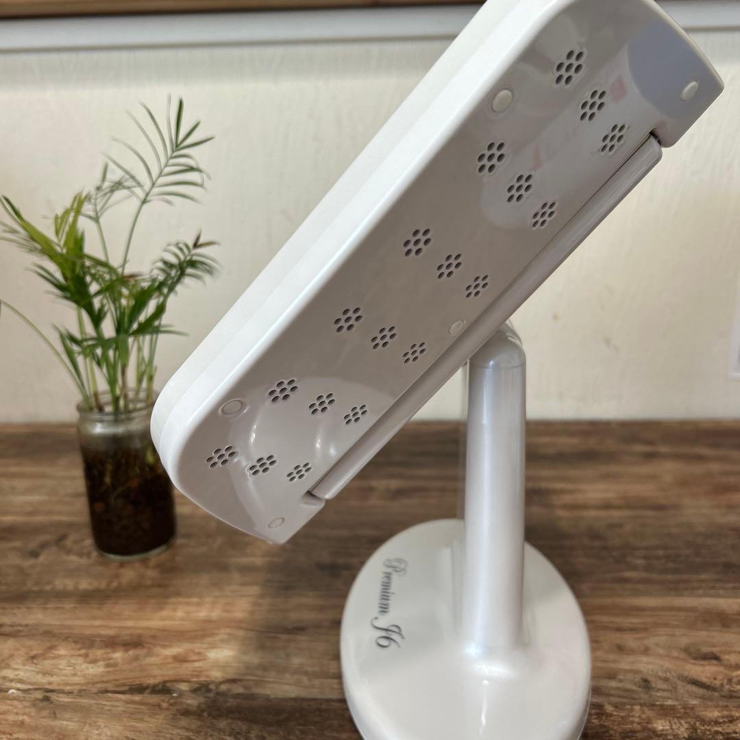 美品　定価91300円　プレミアムJ6 アグレックス 光エステ LED美顔器
