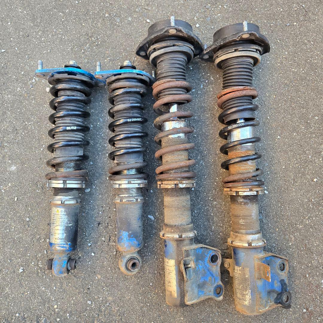 クスコ 車高調 bm/br レガシィ 固着なし