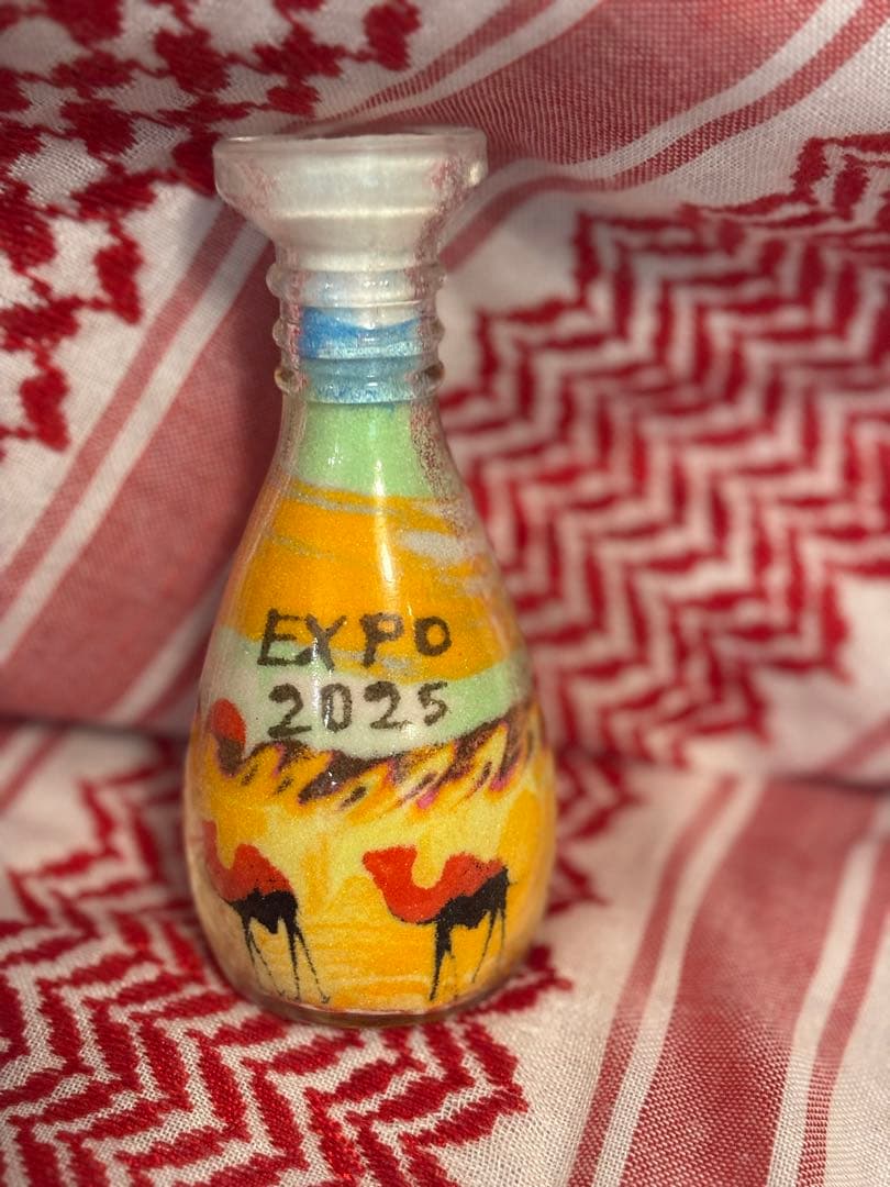 万博　ヨルダン館　サンドアート