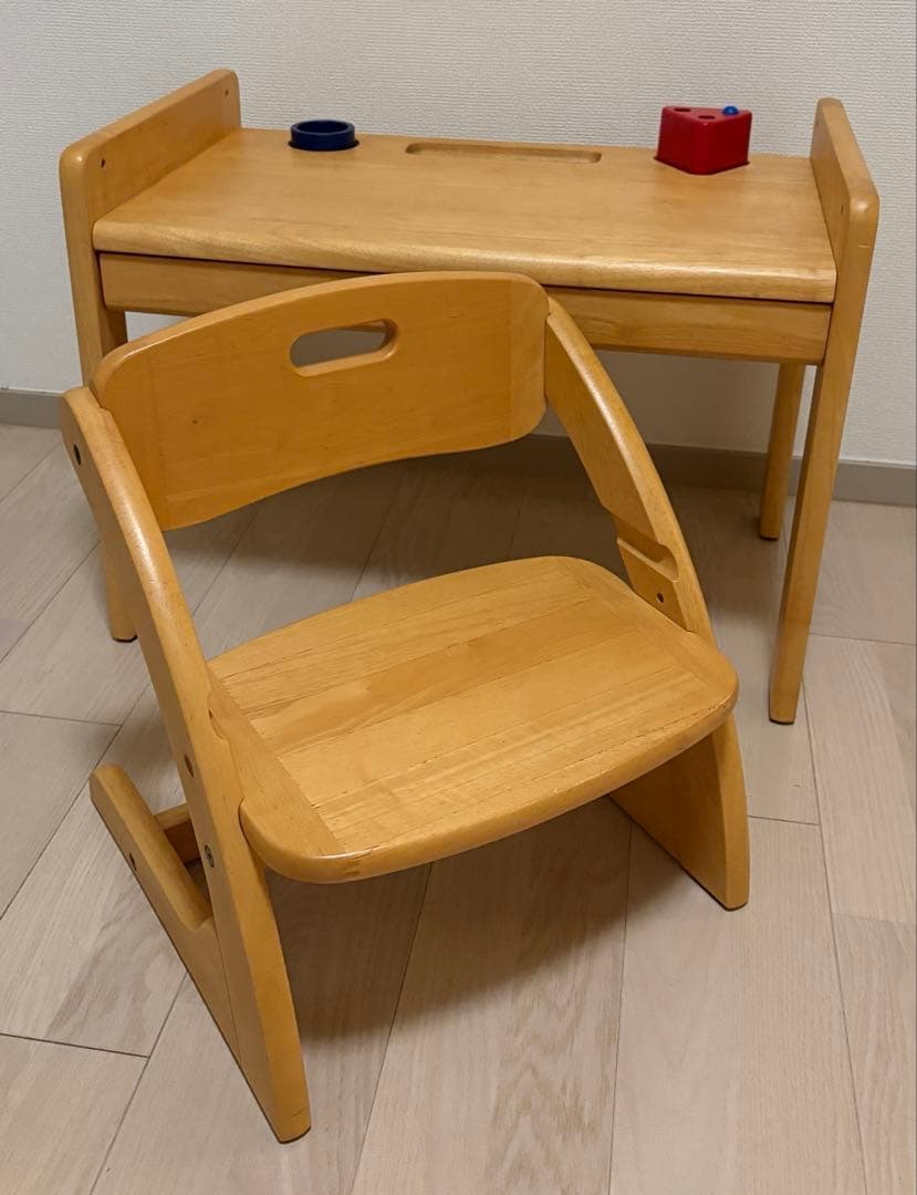 送料込み　大和屋　幼児用デスク&チェア ブォーノ　Buono アミーチェ　学習机