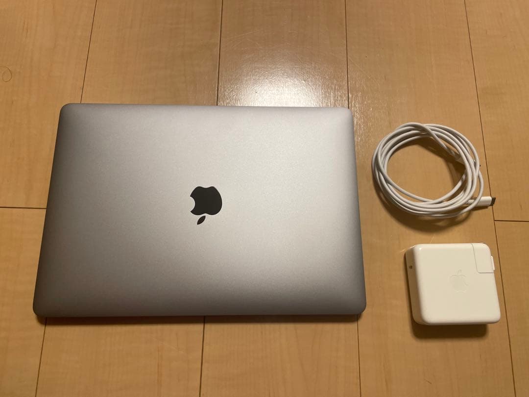 Apple MacBook Pro 13 ケース付き A2251 2020