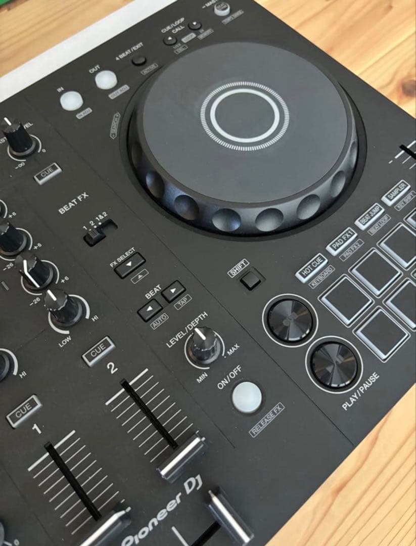【ほぼ新品】Pioneer DJコントローラー DDJ-FLX4