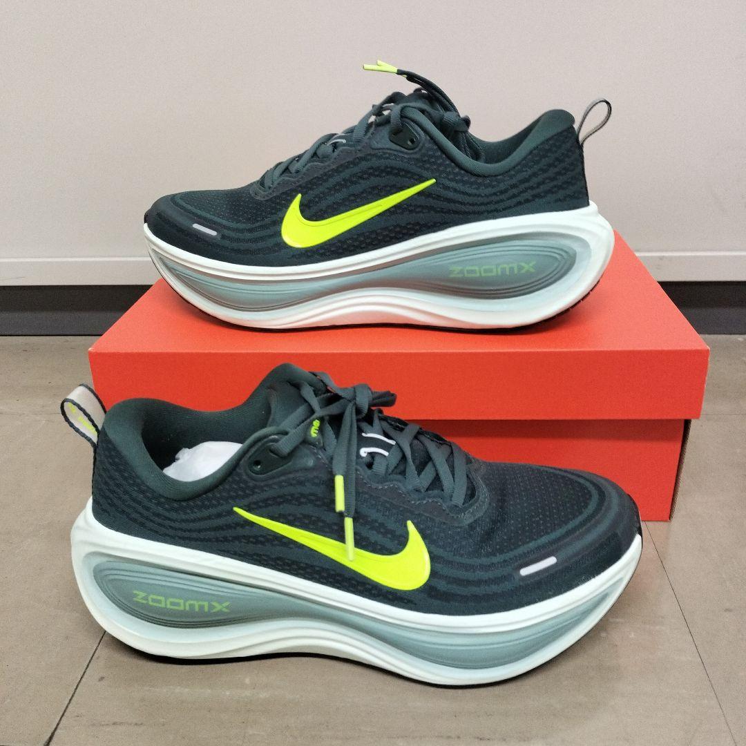 美品ＮIｋEボメロプラス26センチ