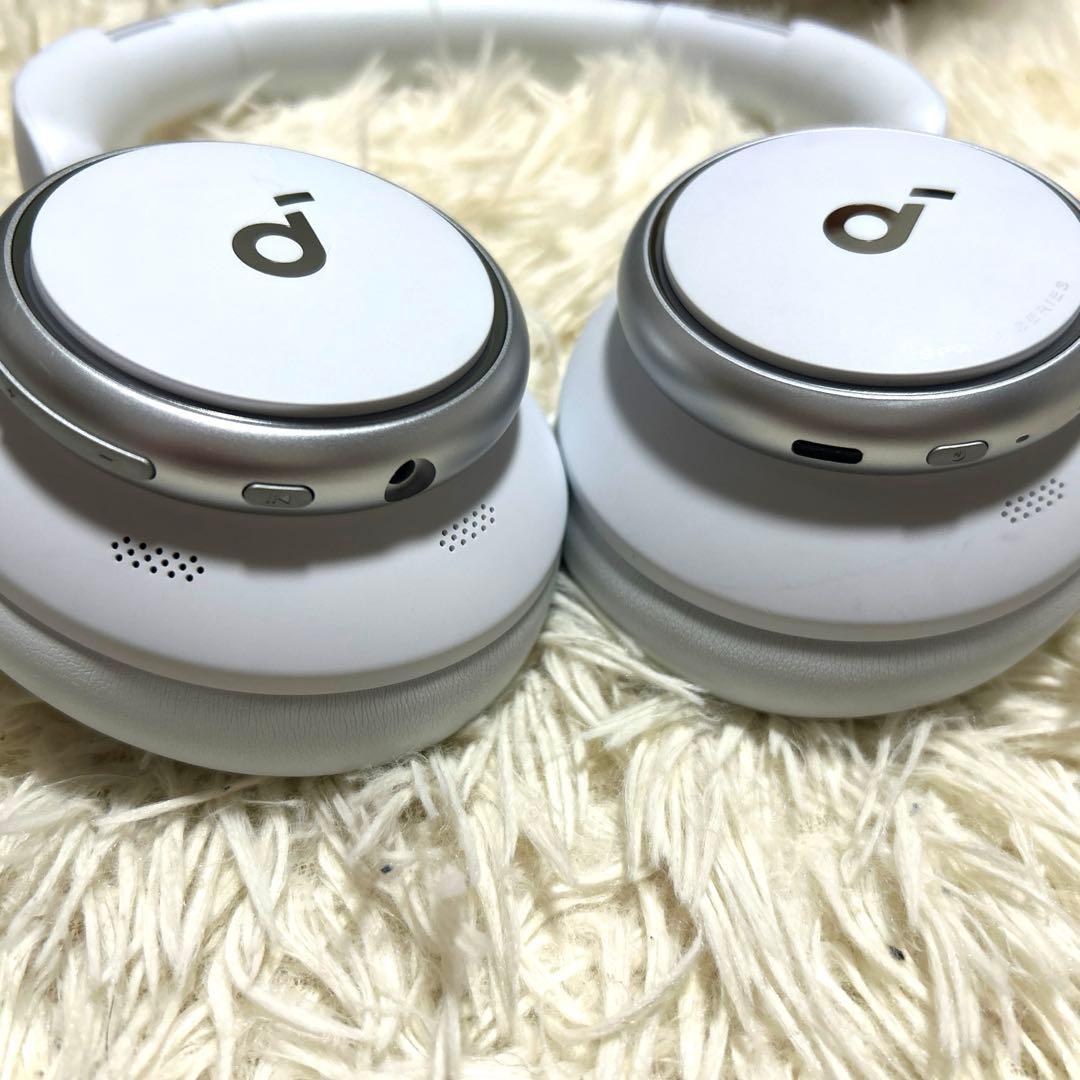 soundcore ワイヤレスヘッドホン ホワイト