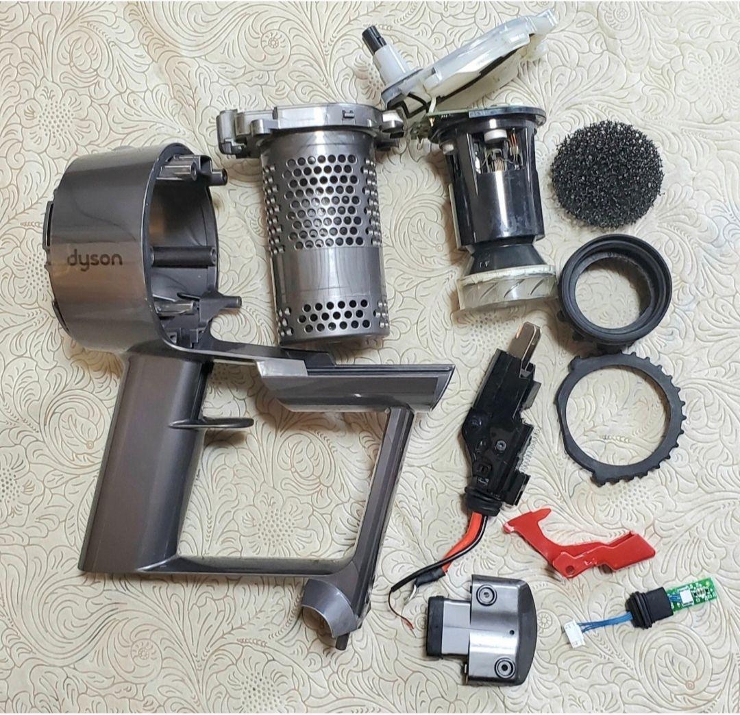 ダイソン掃除機V10本体のみ