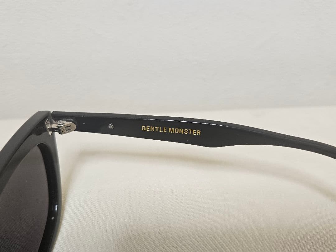 【メル常連】 GENTLE MONSTER サングラス LOTI 01