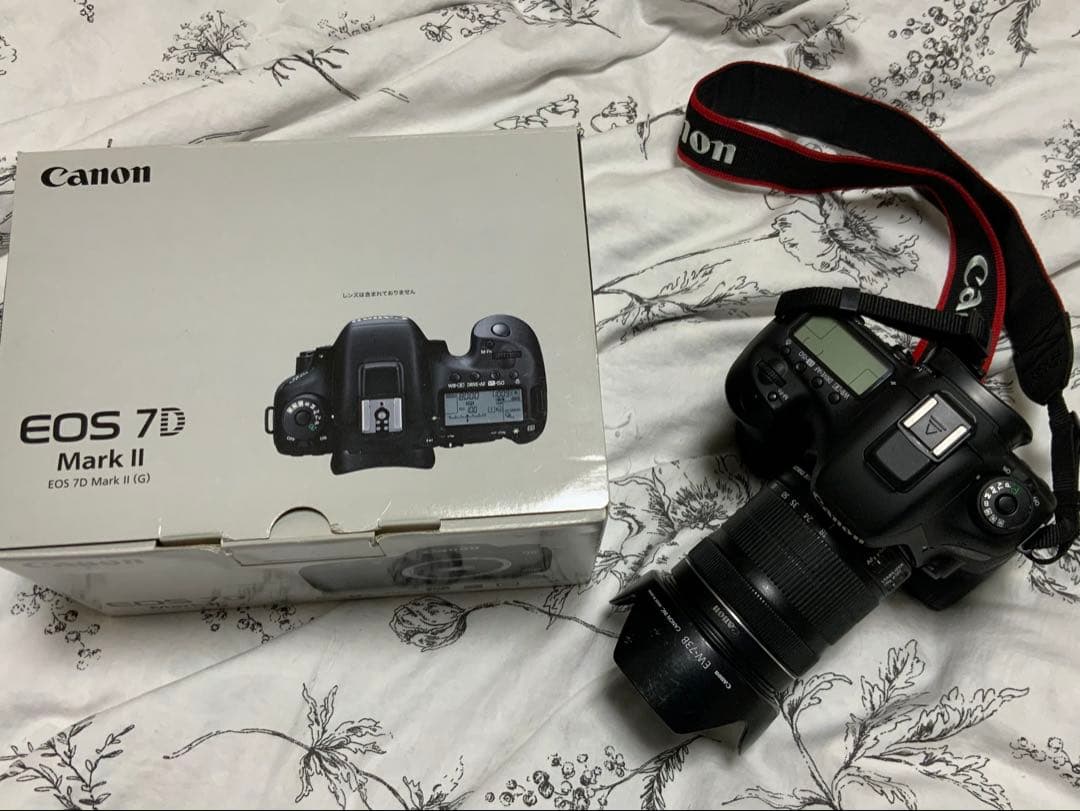 Canon EOS 7D Mark II バッテリグリップ付