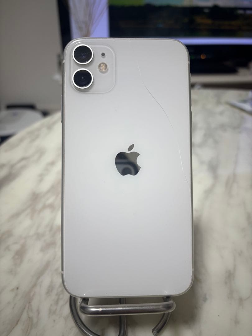 iPhone11 ホワイト64GB SIMフリー