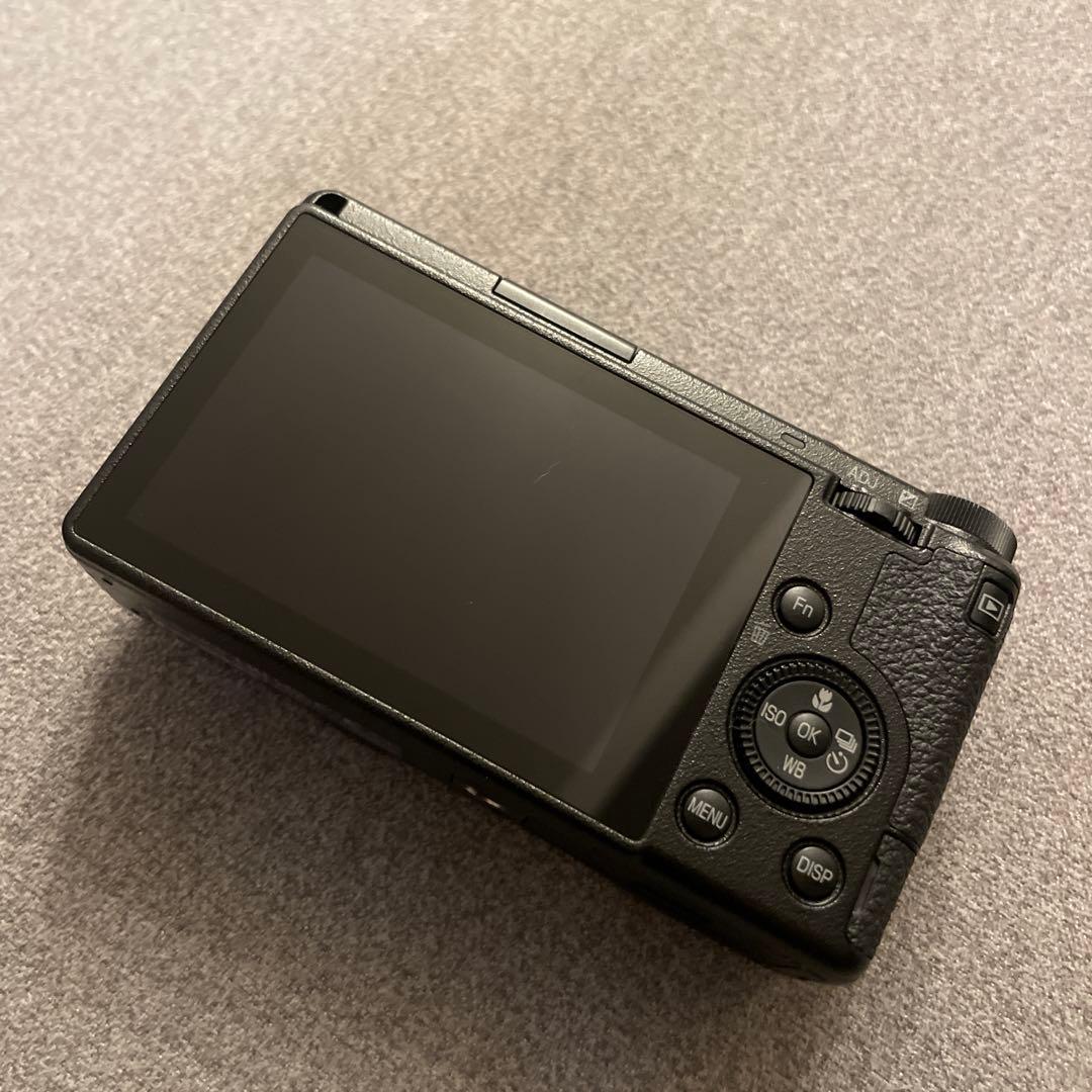 69.RICOH GR IIIx デジタルカメラ