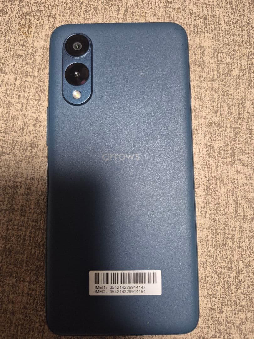 arrows WE2 F-52E SIMフリー スマートフォン 本体 ブルー